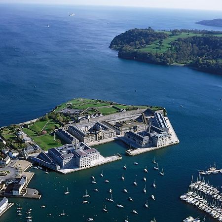 Buckingham Place At The Royal William Yard Плаймаут Экстерьер фото